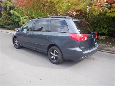 2009 Toyota Sienna CE 7-Passenger   - Photo 3 - Kirkland, WA 98033