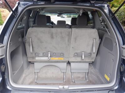 2009 Toyota Sienna CE 7-Passenger   - Photo 12 - Kirkland, WA 98033