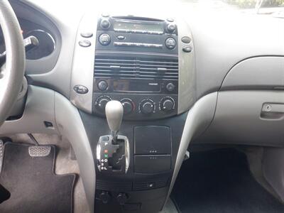 2009 Toyota Sienna CE 7-Passenger   - Photo 22 - Kirkland, WA 98033