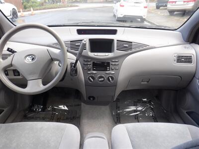 2001 Toyota Prius   - Photo 15 - Kirkland, WA 98033