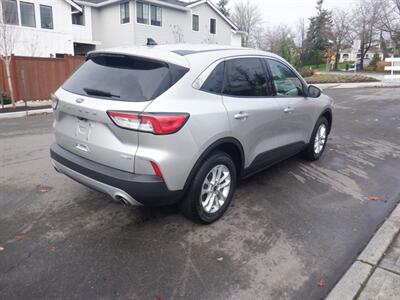2020 Ford Escape SE - Photo 5 - Kirkland, WA 98033