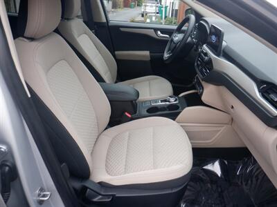 2020 Ford Escape SE - Photo 14 - Kirkland, WA 98033