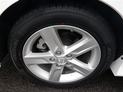 2014 Toyota Camry SE - Photo 19 - Kirkland, WA 98033