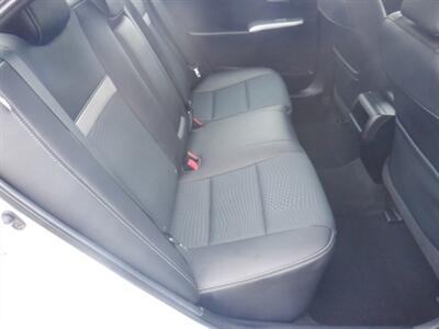 2014 Toyota Camry SE - Photo 10 - Kirkland, WA 98033