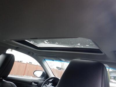 2014 Toyota Camry SE - Photo 12 - Kirkland, WA 98033