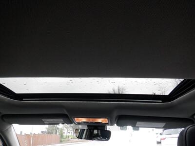 2017 Toyota Highlander SE   - Photo 27 - Kirkland, WA 98033