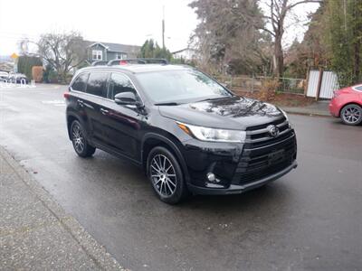 2017 Toyota Highlander SE   - Photo 7 - Kirkland, WA 98033