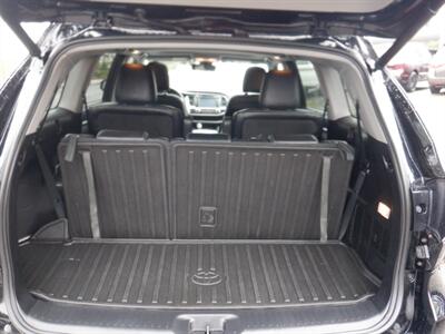 2017 Toyota Highlander SE   - Photo 16 - Kirkland, WA 98033
