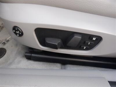 2011 BMW 335i xDrive   - Photo 13 - Kirkland, WA 98033