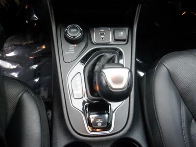 2019 Jeep Cherokee Limited   - Photo 16 - Kirkland, WA 98033