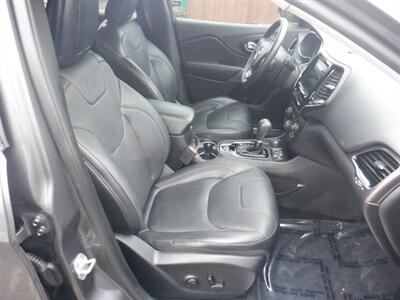 2019 Jeep Cherokee Limited   - Photo 12 - Kirkland, WA 98033