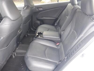 2017 Toyota Prius Prime Plus   - Photo 17 - Kirkland, WA 98033