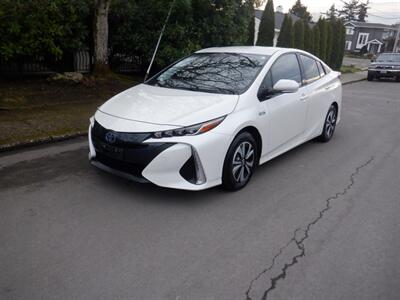 2017 Toyota Prius Prime Plus   - Photo 1 - Kirkland, WA 98033