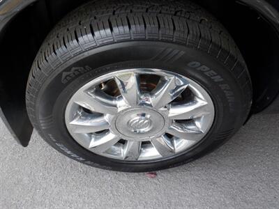 2014 Buick Enclave Premium   - Photo 12 - Kirkland, WA 98033