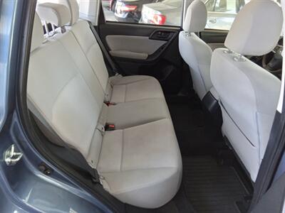 2016 Subaru Forester 2.5i   - Photo 12 - Kirkland, WA 98033