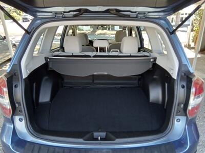 2016 Subaru Forester 2.5i   - Photo 11 - Kirkland, WA 98033