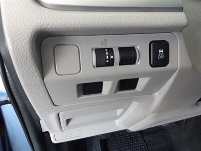 2016 Subaru Forester 2.5i   - Photo 17 - Kirkland, WA 98033