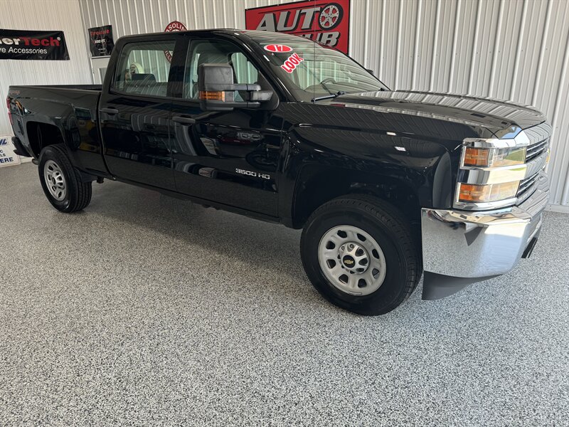 2017 Chevrolet Silverado 3500 Work Truck   - Photo 2 - Rochelle, IL 61068