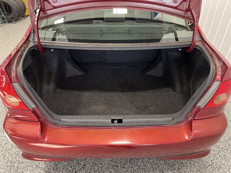 2006 Toyota Corolla S   - Photo 13 - Rochelle, IL 61068