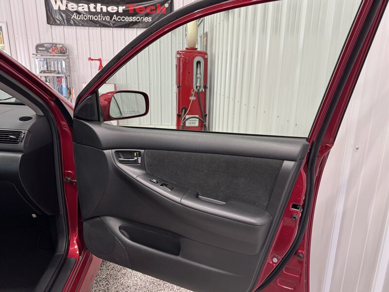 2006 Toyota Corolla S   - Photo 19 - Rochelle, IL 61068