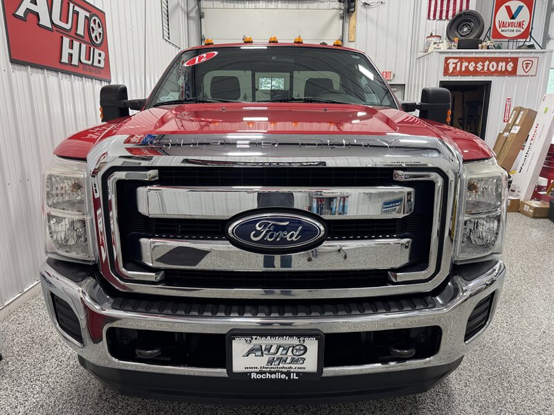 2012 Ford F-350 XLT - Photo 14 - Rochelle, IL 61068