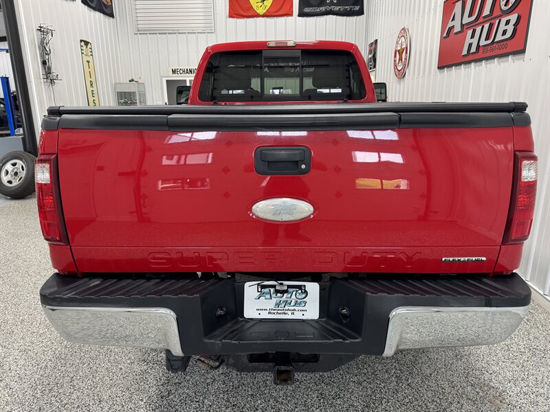 2012 Ford F-350 XLT - Photo 15 - Rochelle, IL 61068