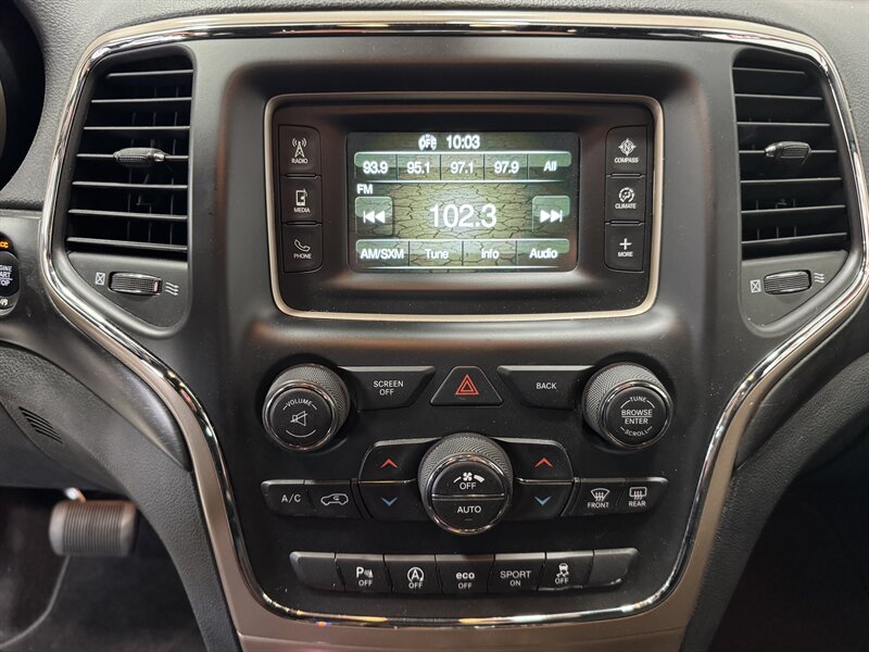 2017 Jeep Grand Cherokee Laredo - Photo 10 - Rochelle, IL 61068