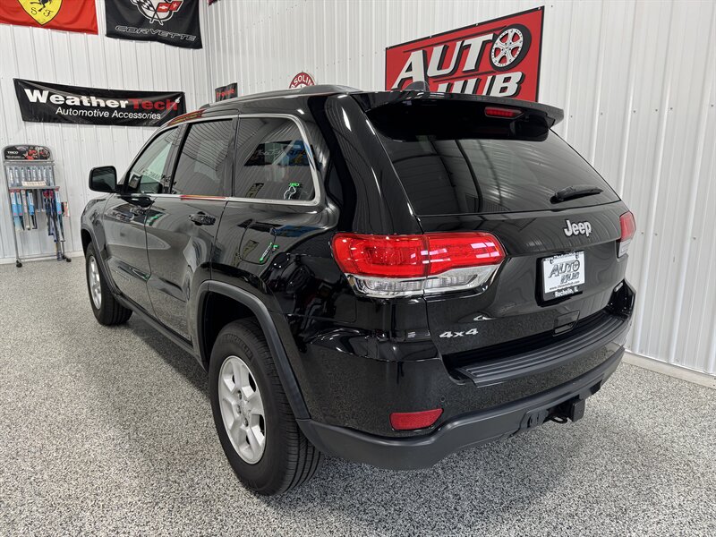 2017 Jeep Grand Cherokee Laredo - Photo 17 - Rochelle, IL 61068