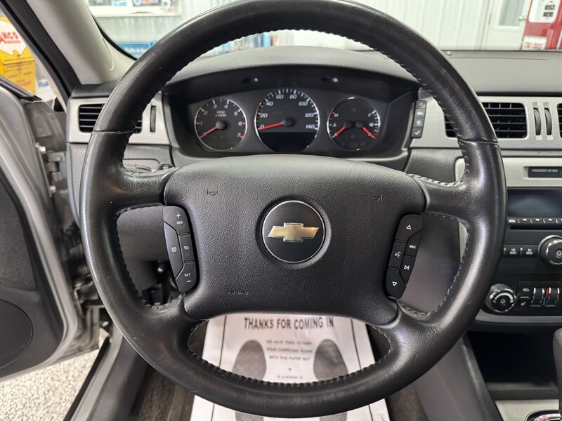 2007 Chevrolet Impala LT   - Photo 7 - Rochelle, IL 61068
