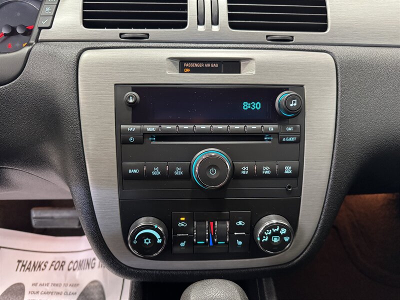 2007 Chevrolet Impala LT   - Photo 10 - Rochelle, IL 61068