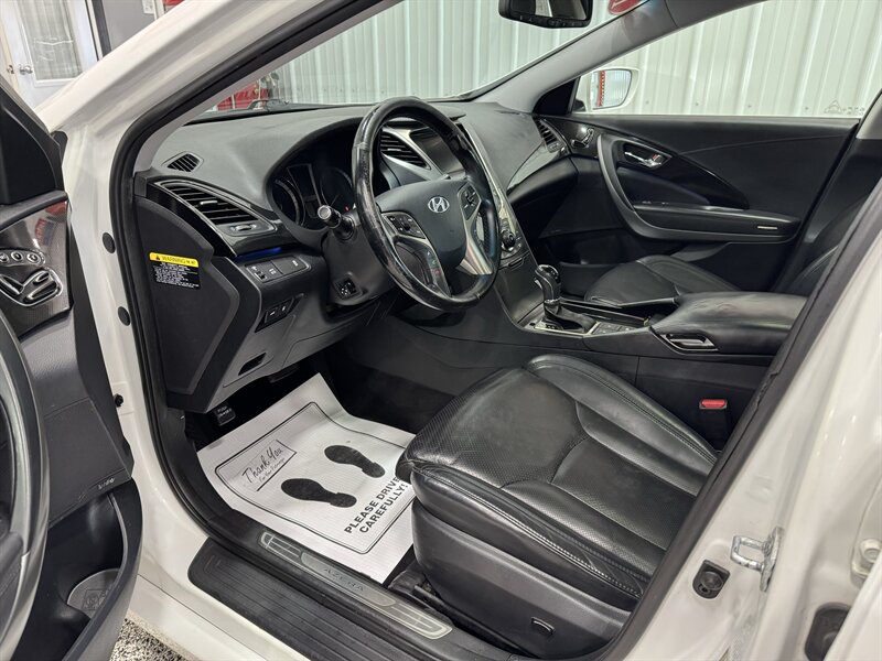 2013 Hyundai Azera GLS - Photo 6 - Rochelle, IL 61068