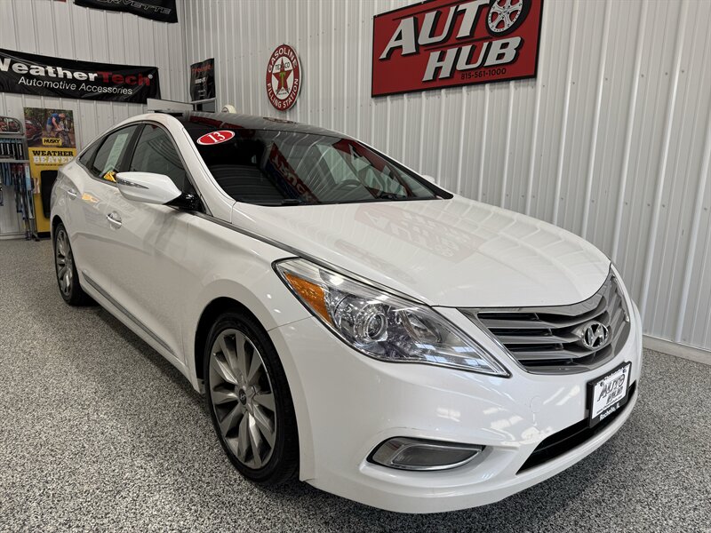 2013 Hyundai Azera GLS - Photo 4 - Rochelle, IL 61068