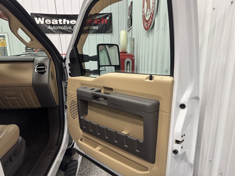 2012 Ford F-350 Super Duty Lariat   - Photo 22 - Rochelle, IL 61068