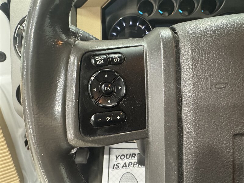 2012 Ford F-350 Super Duty Lariat   - Photo 8 - Rochelle, IL 61068