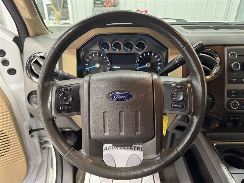 2012 Ford F-350 Super Duty Lariat   - Photo 7 - Rochelle, IL 61068