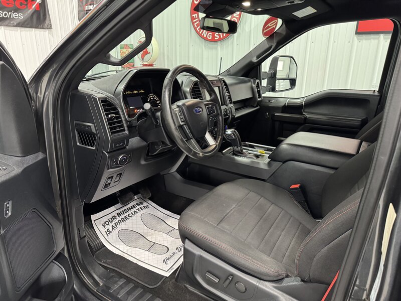 2019 Ford F-150 XLT - Photo 6 - Rochelle, IL 61068