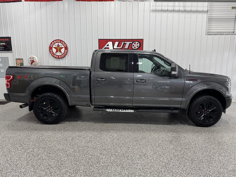 2019 Ford F-150 XLT - Photo 2 - Rochelle, IL 61068
