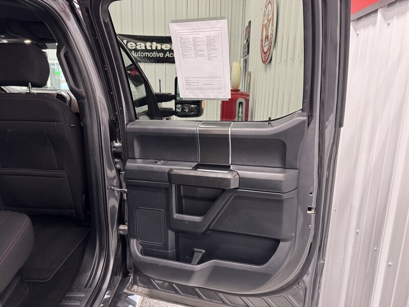 2019 Ford F-150 XLT - Photo 18 - Rochelle, IL 61068