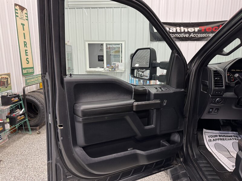 2019 Ford F-150 XLT - Photo 16 - Rochelle, IL 61068