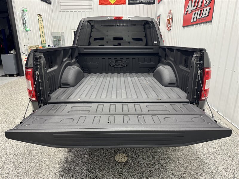 2018 Ford F-150 XL   - Photo 9 - Rochelle, IL 61068