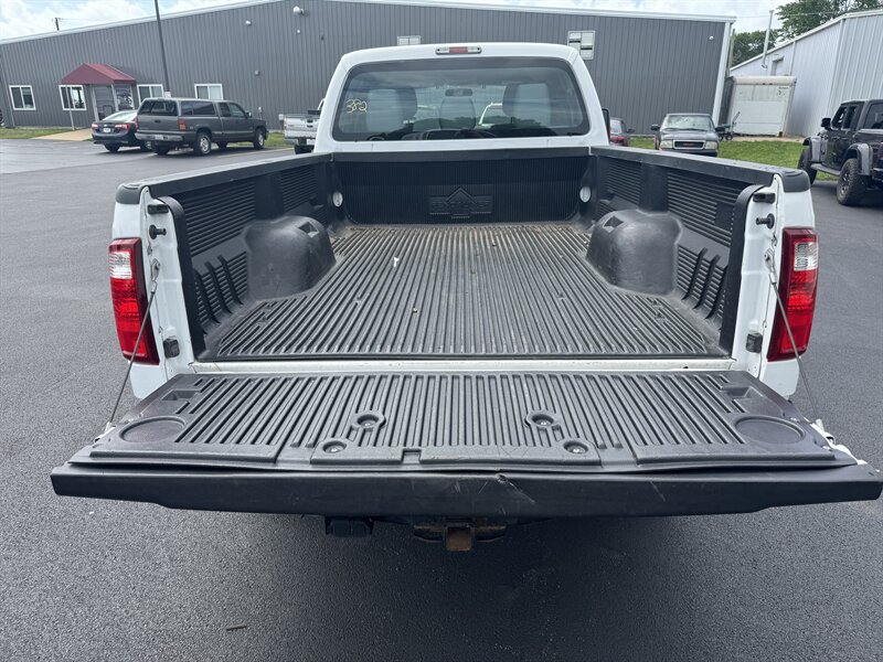 2016 Ford F-350 Super Duty XL - Photo 8 - Rochelle, IL 61068