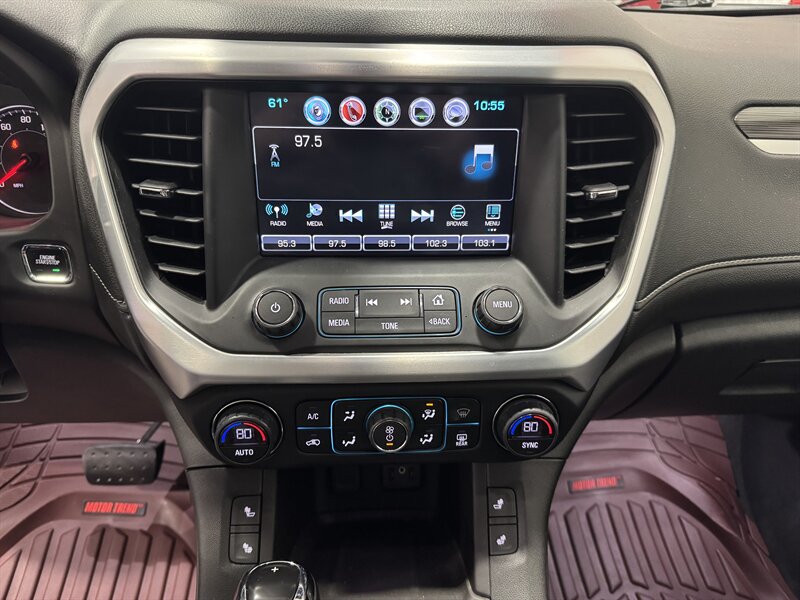 2018 GMC Acadia SLT-2   - Photo 18 - Rochelle, IL 61068