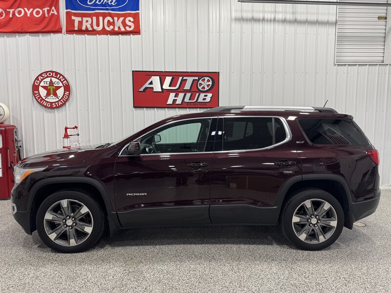 2018 GMC Acadia SLT-2   - Photo 2 - Rochelle, IL 61068