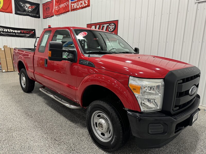 2015 Ford F-250 Super Duty XL   - Photo 5 - Rochelle, IL 61068