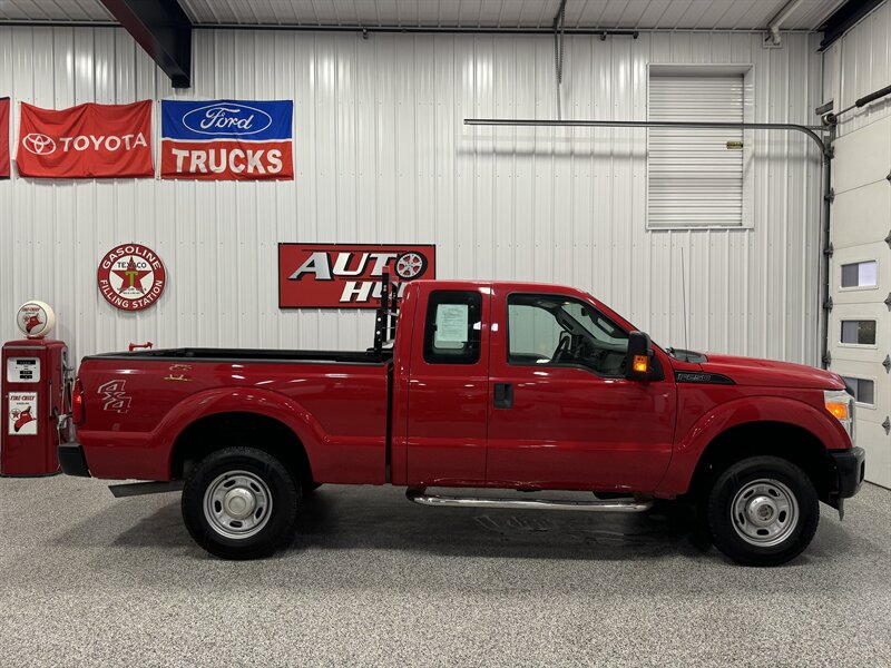 2015 Ford F-250 Super Duty XL   - Photo 7 - Rochelle, IL 61068