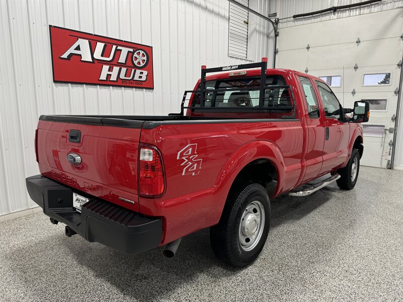 2015 Ford F-250 Super Duty XL   - Photo 6 - Rochelle, IL 61068