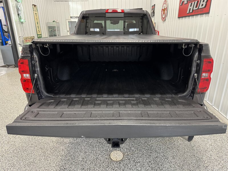 2015 Chevrolet Silverado 3500 LTZ   - Photo 22 - Rochelle, IL 61068