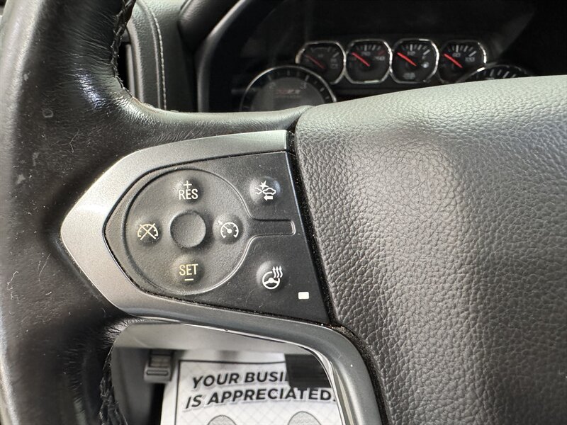 2015 Chevrolet Silverado 3500 LTZ   - Photo 8 - Rochelle, IL 61068