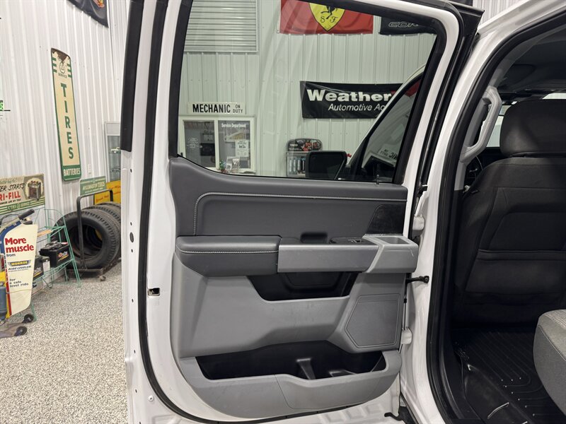 2023 Ford F-150 XLT - Photo 24 - Rochelle, IL 61068