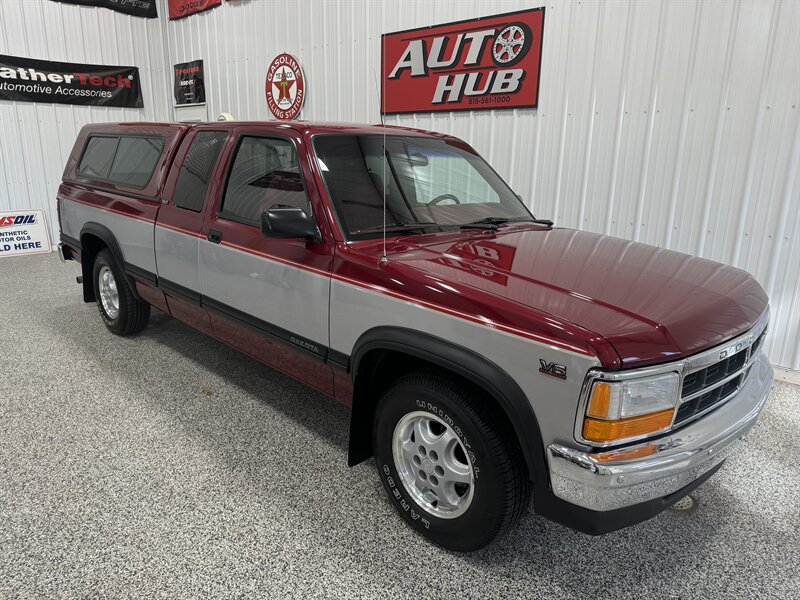 1995 Dodge Dakota SLT   - Photo 5 - Rochelle, IL 61068